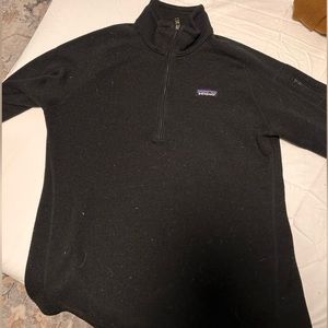Women’s Patagonia quarter zip size L! Used in good condition